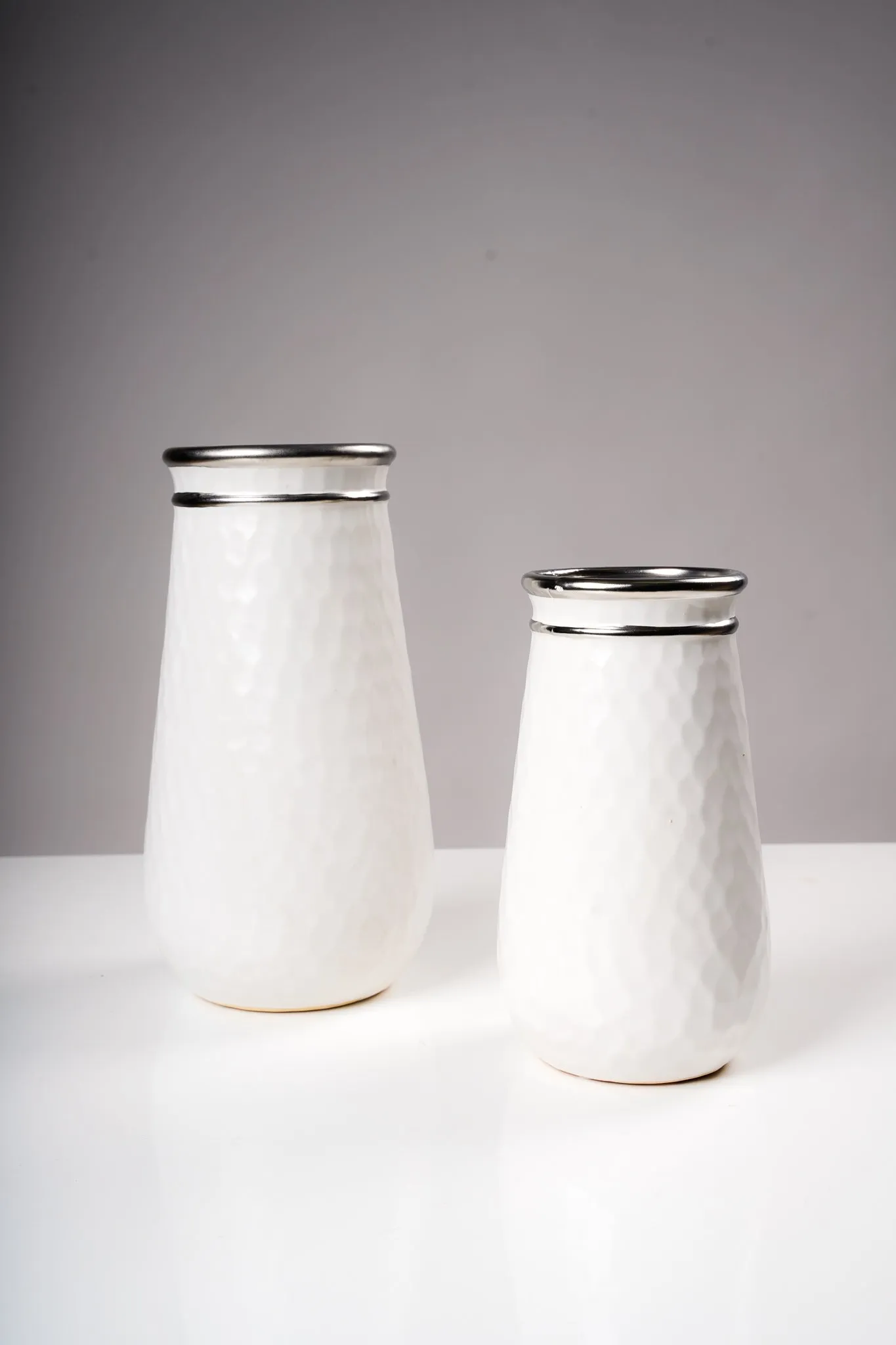 9" Vase White/Silver - Sylvana Collection