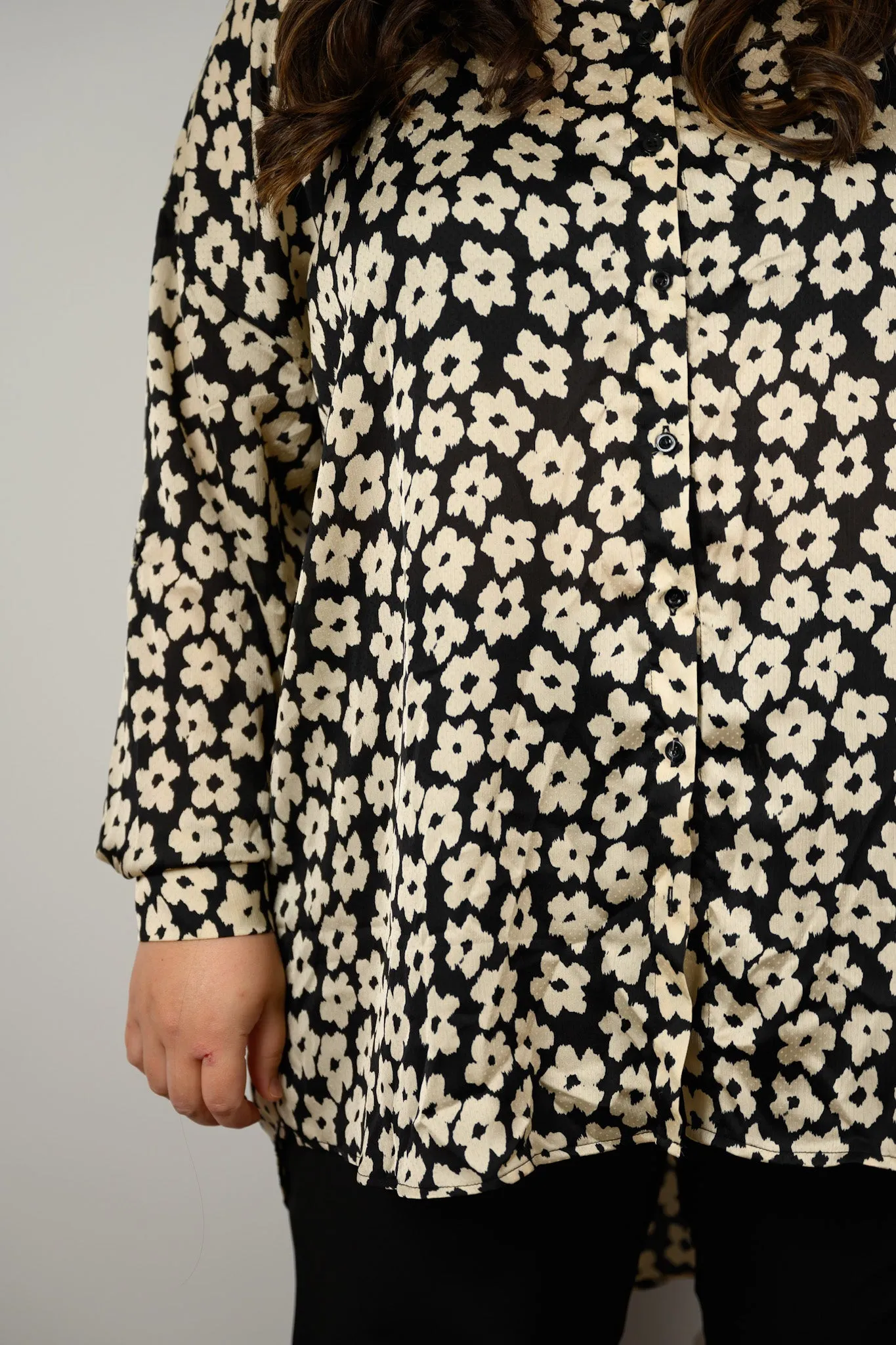 Luella shirt - Black & cream floral