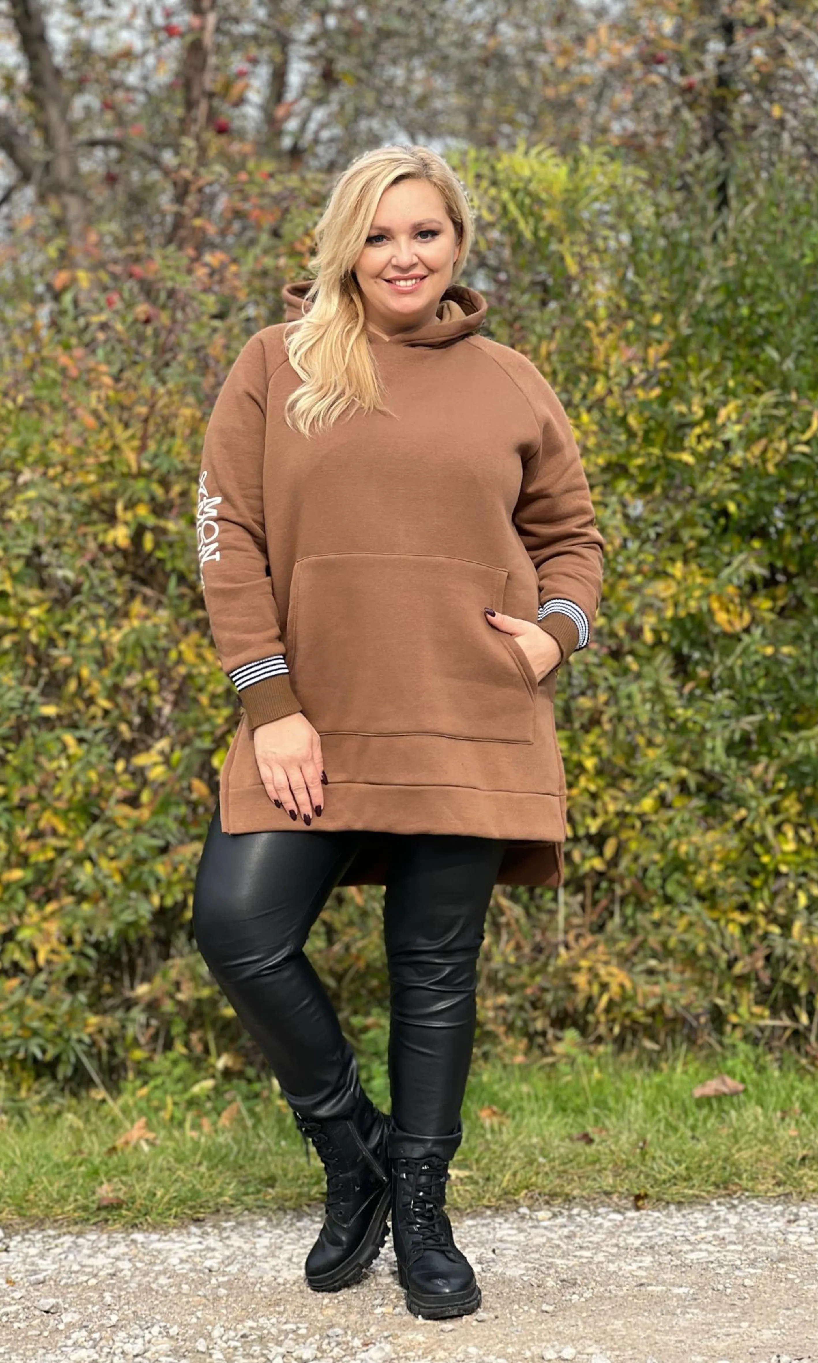 PLUSSIZE Trui Bruin