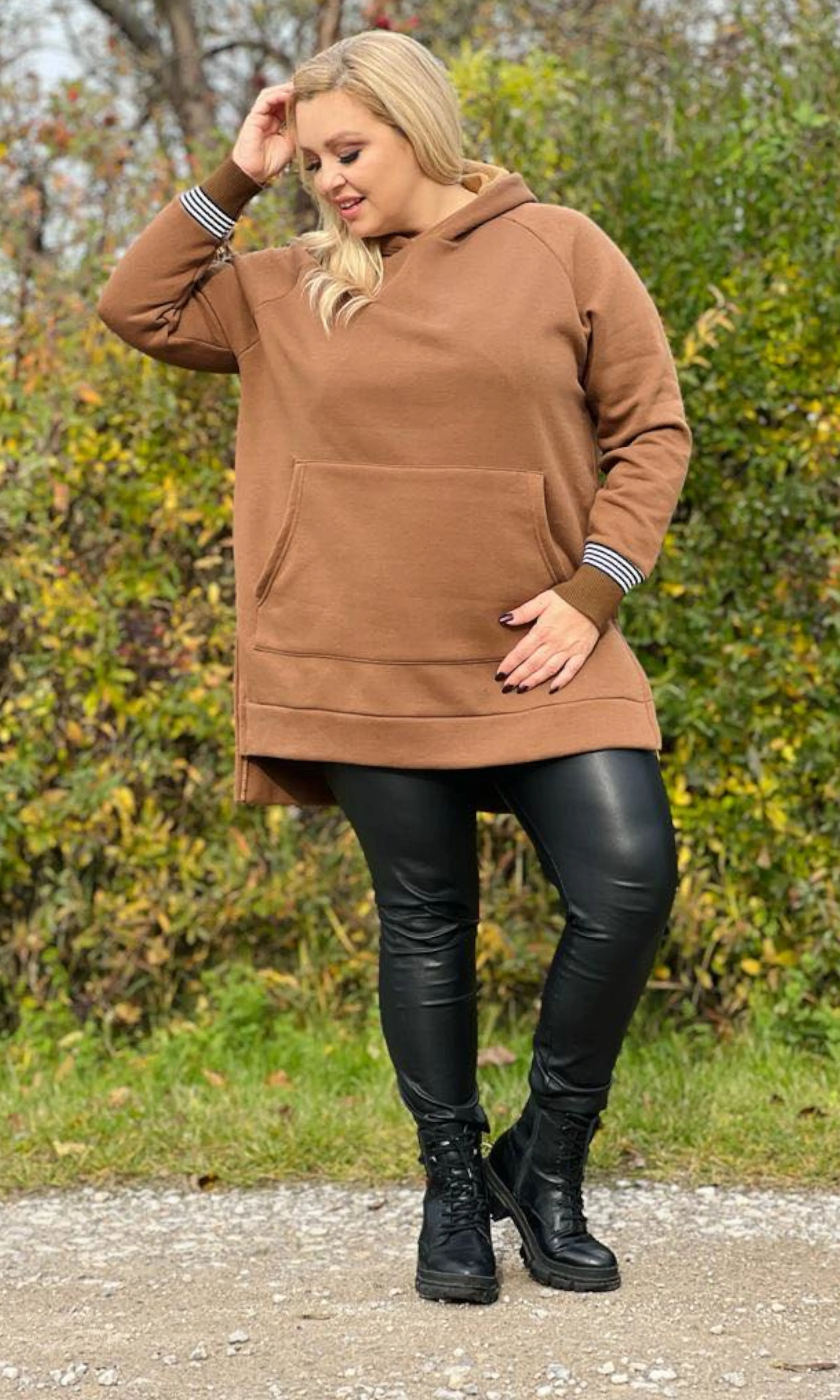 PLUSSIZE Trui Bruin